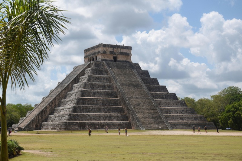Chich&eacute;n Itz&aacute;